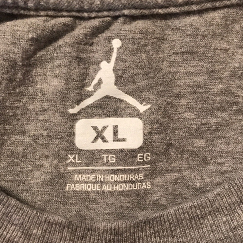 Men’s Jordan grey T-shirt, size XL - Picture 2 of 3